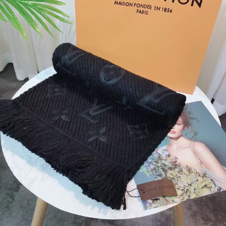 louis vuitton atki logomania yun siyah180x33 cm