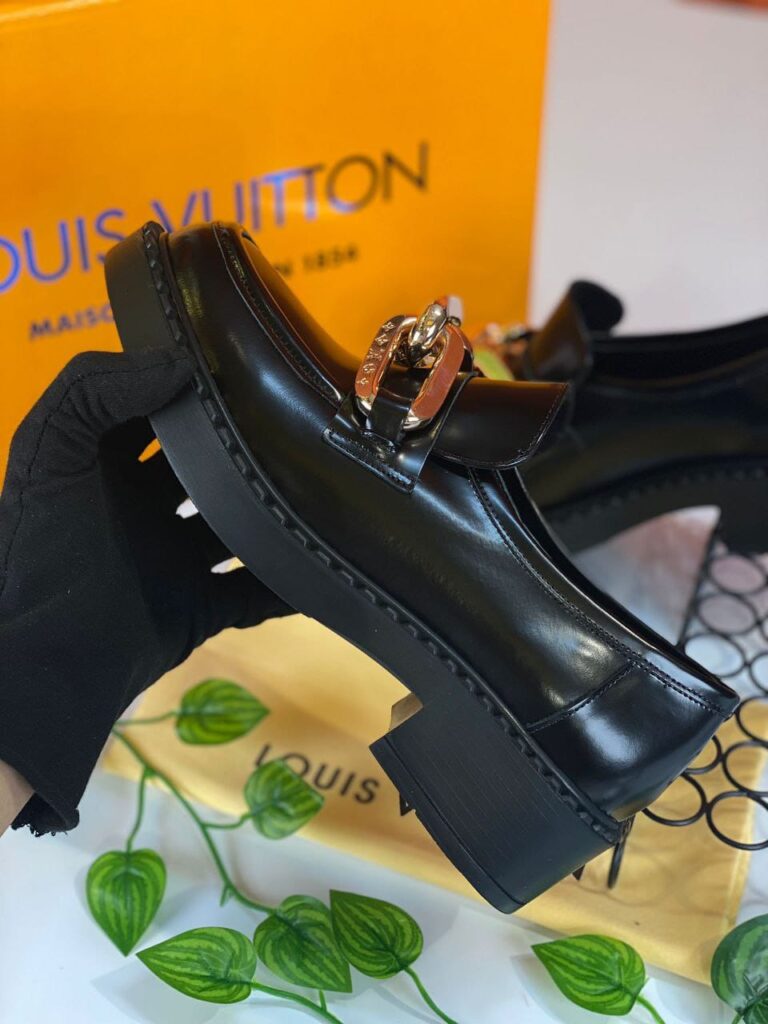 louis vuitton ayakkabi loafer academy siyah hakiki deri