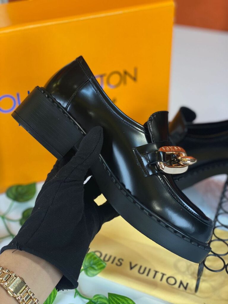louis vuitton ayakkabi loafer academy siyah hakiki deri