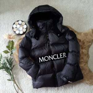 moncler mont luxury siyah kemerli sapkasi cikarilabilir