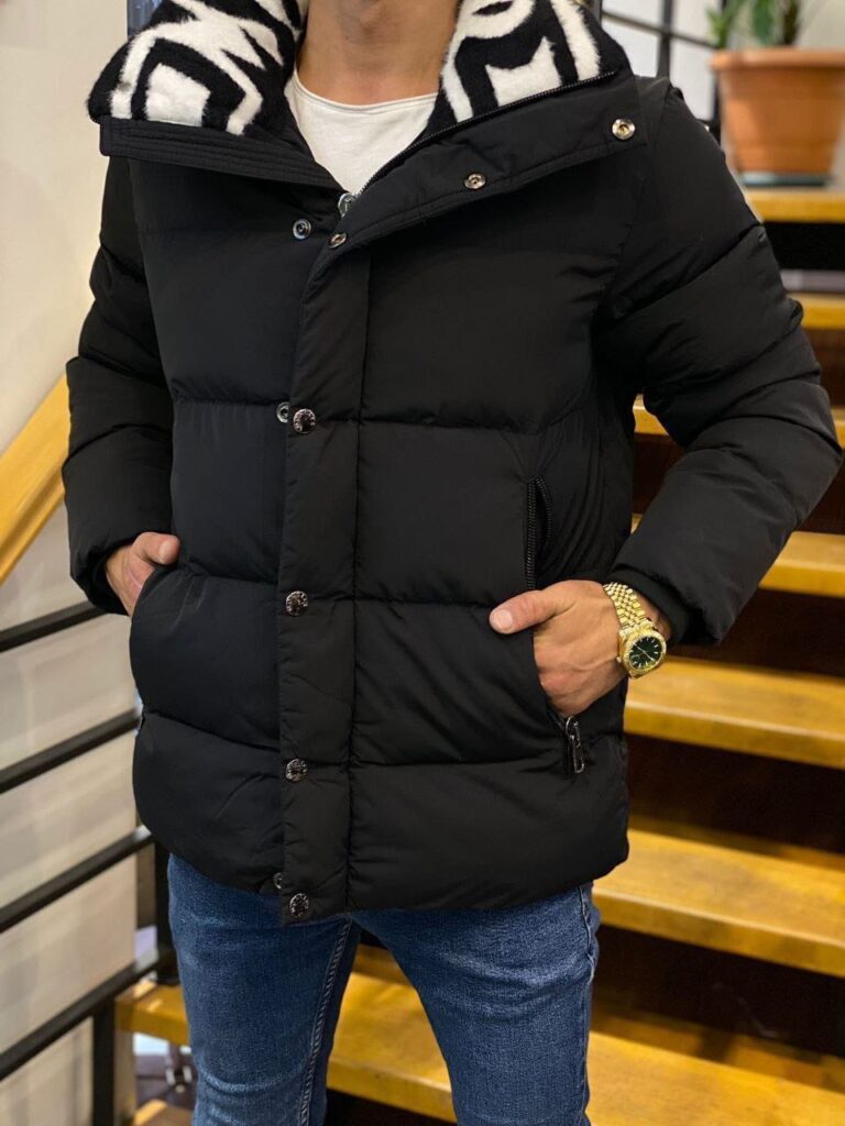 moncler mont siyah yakasi yazili ithal kumas