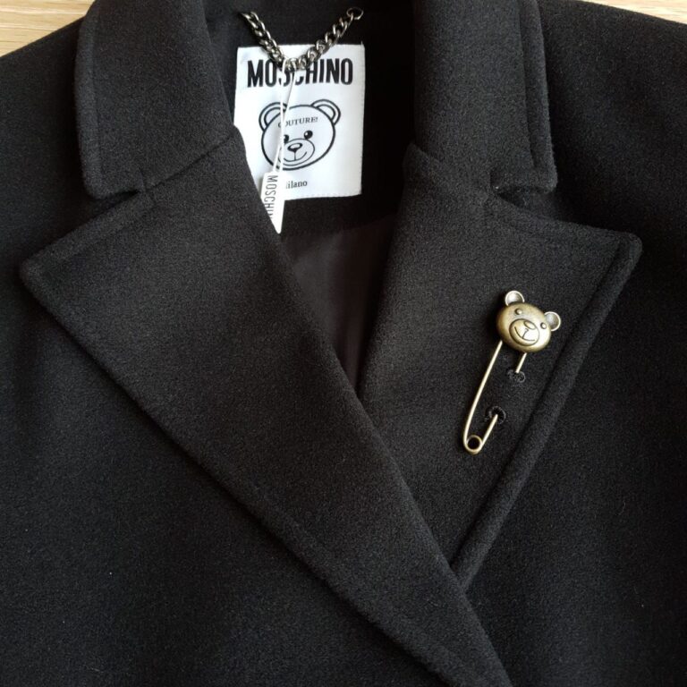 moschino kaban deri siyah detayli