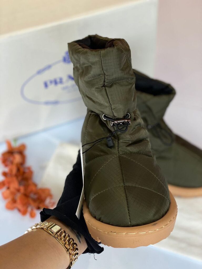 prada bot shearling ankle yesil puf su gecirmez