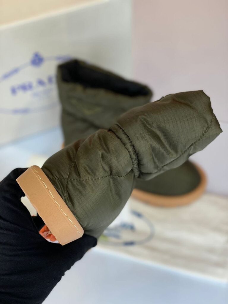 prada bot shearling ankle yesil puf su gecirmez