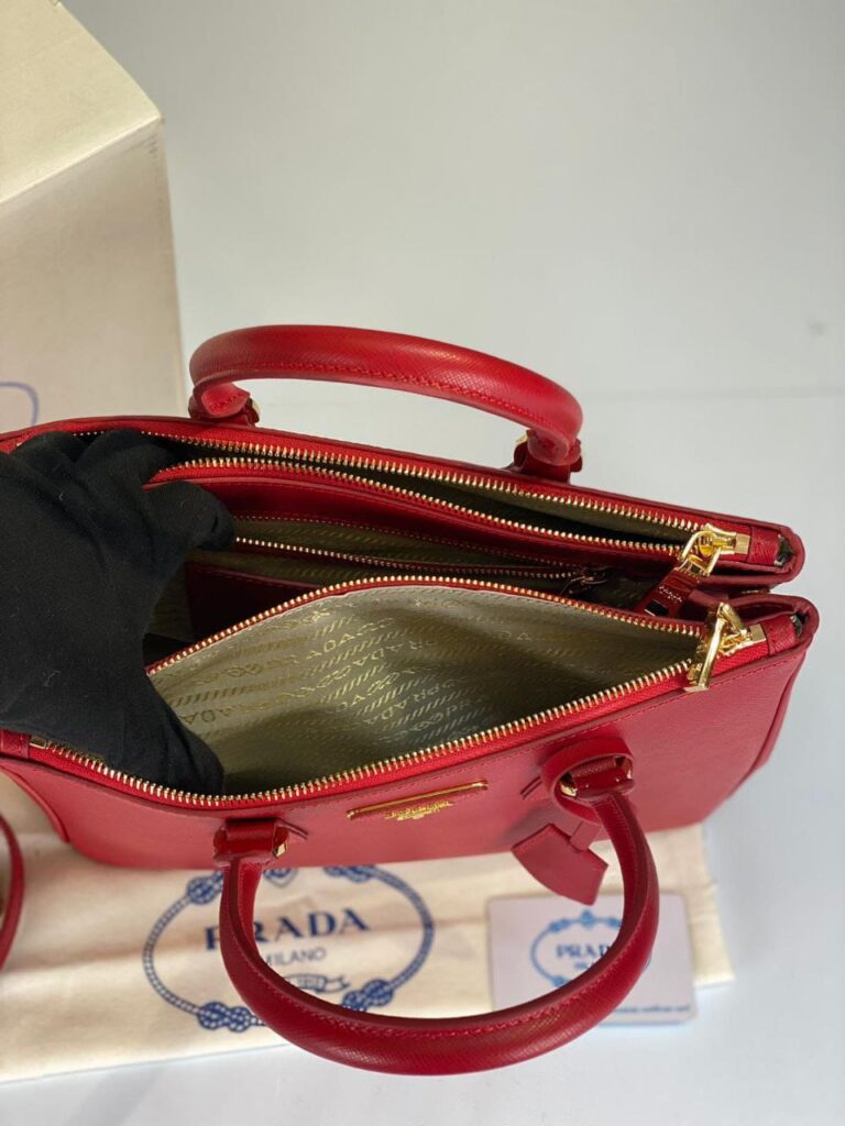 prada canta saffiano buyuk boy kirmizi 30x22x12 cm
