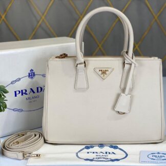 prada canta saffiano buyuk boy krem 30x22x12 cm