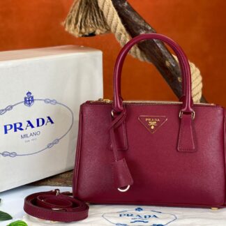 prada canta saffiano orta boy bordo 26x17 cm