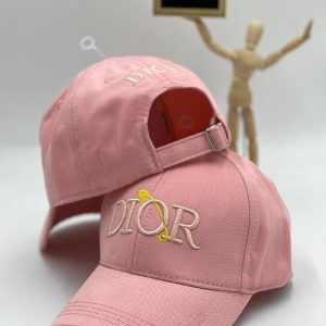 christian dior sapka klasik dior yazili pembe