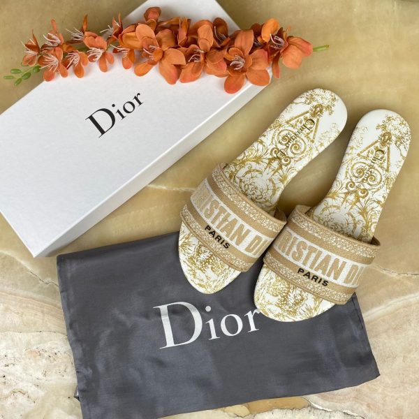 christian dior terlik dway camel gold beyaz nakisli