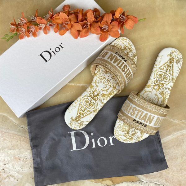 christian dior terlik dway camel gold nakisli