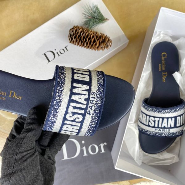 christian dior terlik dway lacivert beyaz nakisli