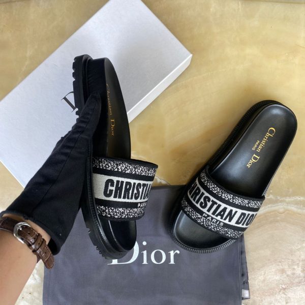 christian dior terlik dway siyah beyaz nakisli