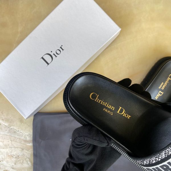 christian dior terlik dway siyah beyaz nakisli