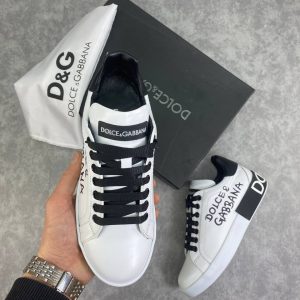 dolce gabbana ayakkabi sneaker siyah beyaz yazili yeni sezon