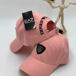 emporio armani sapka pembe logolu ea7