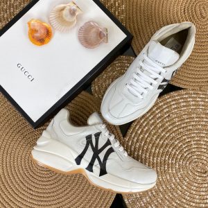 gucci ayakkabi new erea sneakers beyaz new york yankees logolu