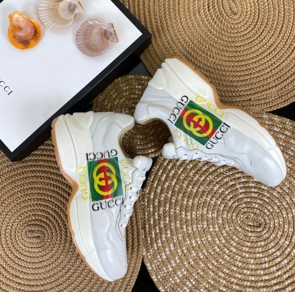 gucci ayakkabi rhtyon sneakers beyaz gucci logolu