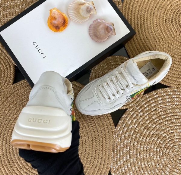 gucci ayakkabi rhtyon sneakers beyaz gucci logolu
