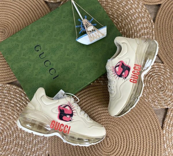 gucci ayakkabi yazili sneaker rhyton seffaf taban