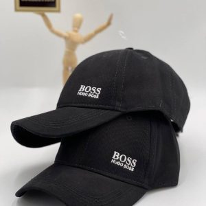 hugo boss sapka kaliteli siyah beyaz yazili