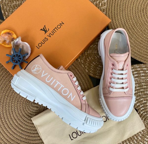 louis vuitton ayakkabi sneakers squad pembe beyaz yeni sezon