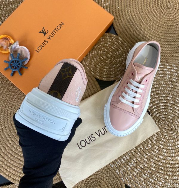 louis vuitton ayakkabi sneakers squad pembe beyaz yeni sezon