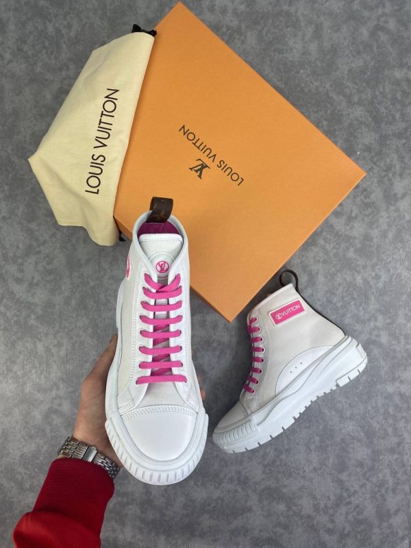 louis vuitton ayakkabi squad sneaker yarim bot beyaz pembe