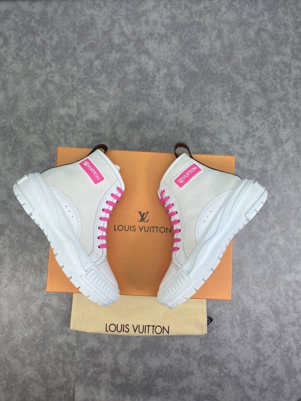 louis vuitton ayakkabi squad sneaker yarim bot beyaz pembe