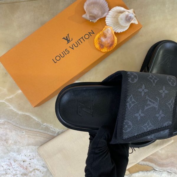 louis vuitton terlik siyah monogram