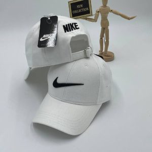 nike sapka beyaz siyah logo