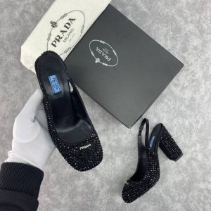prada ayakkabi siyah tasli siyah slingback pumps
