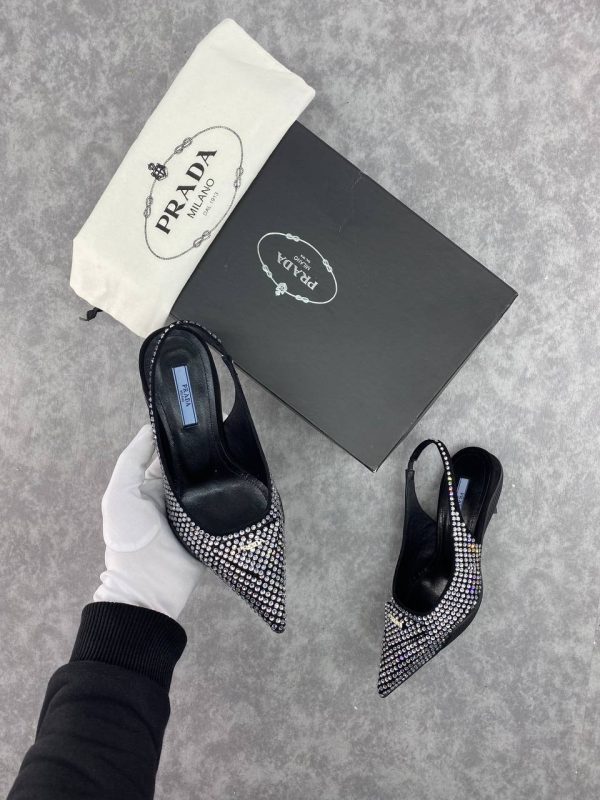 prada ayakkabi siyah tasli slingback pumps