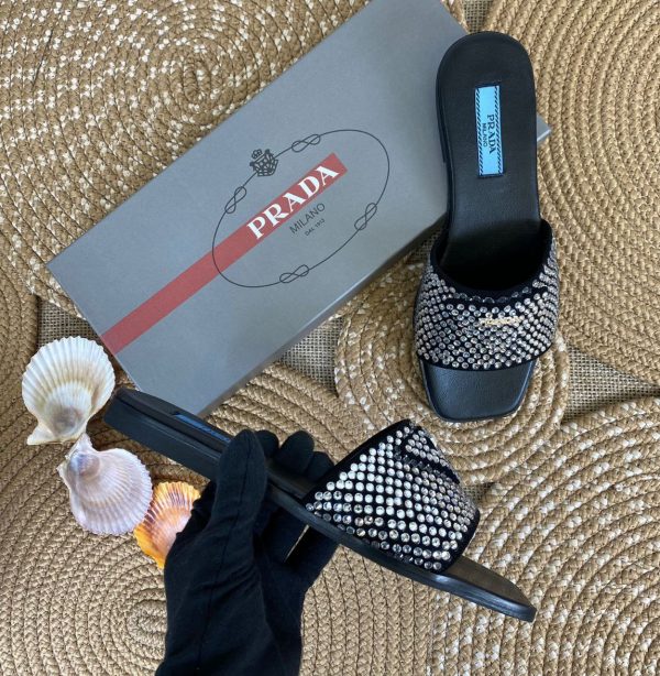 prada terlik brushed tasli yeni sezon
