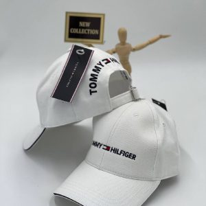 tommy hilfiger sapka yuksek kalite beyaz yazisi siyah