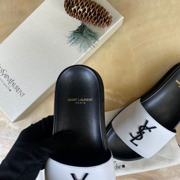 yves saint laurent terlik beyaz siyah aksesuar