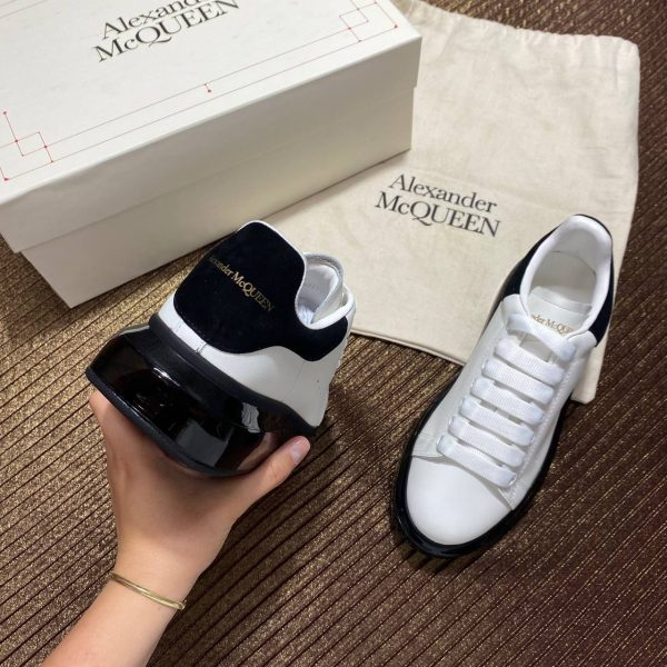 alexander mcqueen ayakkabi sneakers beyaz siyah seffaf taban