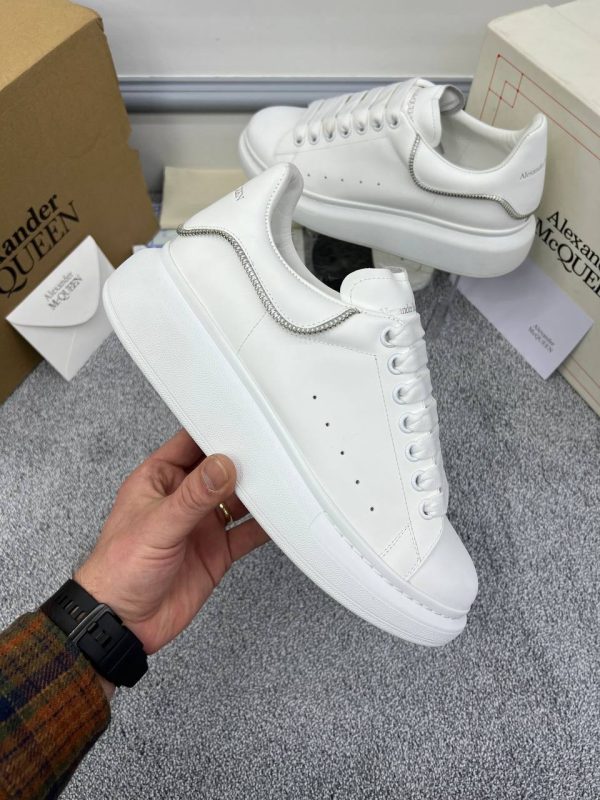 alexander mcqueen ayakkabi sneakers kadin beyaz arkasi fermuar detayli