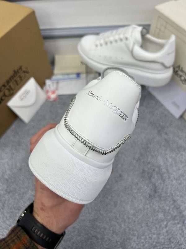 alexander mcqueen ayakkabi sneakers kadin beyaz arkasi fermuar detayli