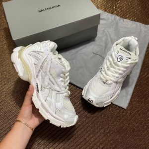 balenciaga ayakkabi runner sneakers beyaz yeni sezon ithal
