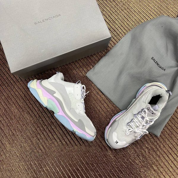 balenciaga ayakkabi triple s beyaz gri lila mavi