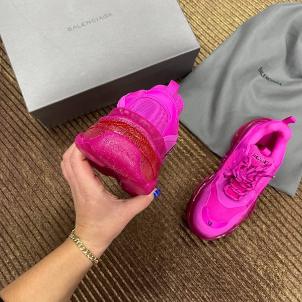 balenciaga ayakkabi triple s fusya pembe seffaf taban