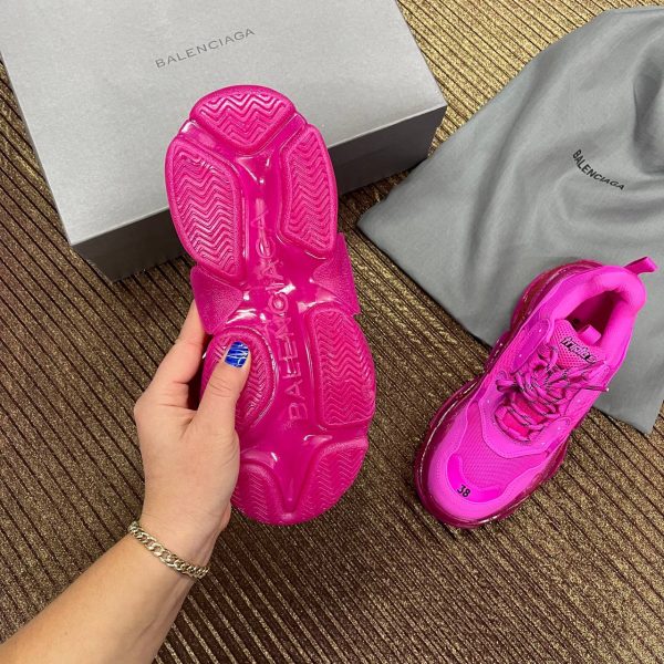 balenciaga ayakkabi triple s fusya pembe seffaf taban