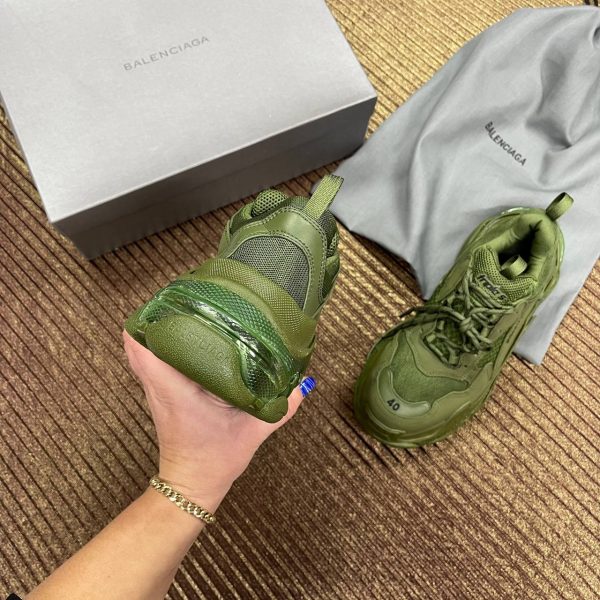balenciaga ayakkabi triple s haki seffaf taban