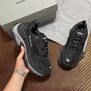 balenciaga ayakkabi triple s kadin sneakers siyah silver seffaf taban