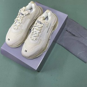 balenciaga ayakkabi triple s kadinsneakers beyaz krem seffaf taban