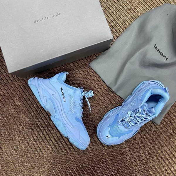 balenciaga ayakkabi triple s mavi