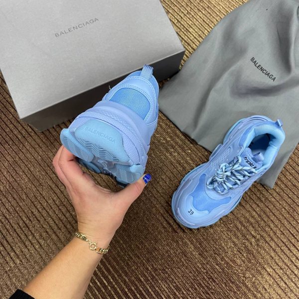 balenciaga ayakkabi triple s mavi