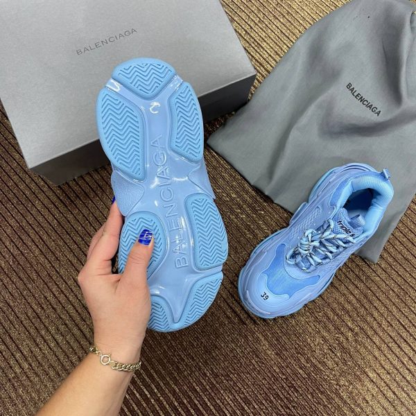 balenciaga ayakkabi triple s mavi