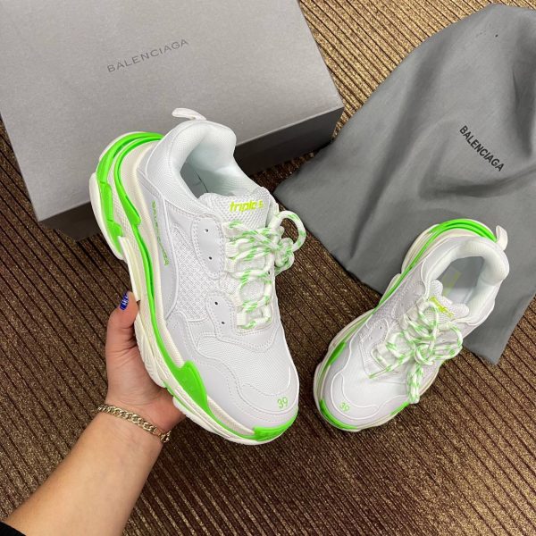 balenciaga ayakkabi triple s neon yesil