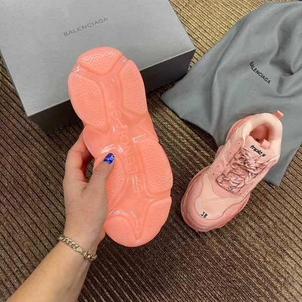 balenciaga ayakkabi triple s pembe seffaf taban
